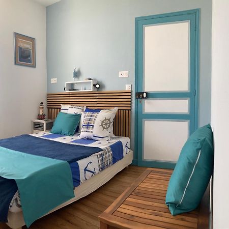 Les Chambres Du Phare - 3 Chambres เลอ ปอร์ต-เดส์-บาร์ค ภายนอก รูปภาพ